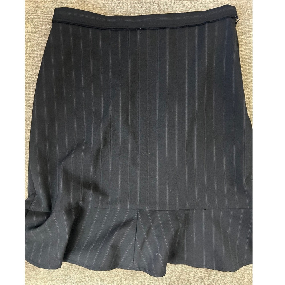 The Limited Stretch Pinstripe Black‎ Career Ruffle Skirt Womens Size 6 Office